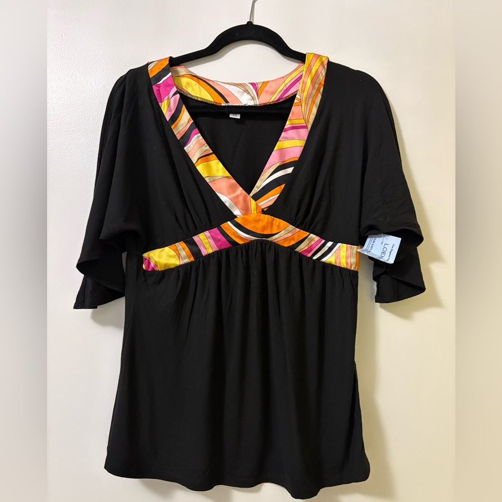 One West Ladies Black Top with Silk Patterned Trim NWT